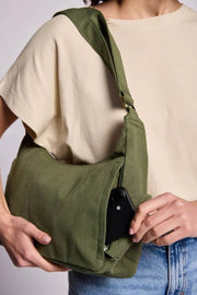 Hindbag Emile マルチポケット ショルダーバッグ - オリーブグリーン