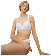 Triumph Amourette ワイヤーパッド入りブラジャー - ホワイト
