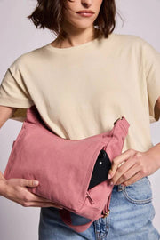 Hindbag Emile マルチ ポケット ショルダー バッグ - ブラッシュ ピンク