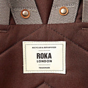 Roka Finchley ラージ リサイクル キャンバス バックパック - チョコレート ブラウン