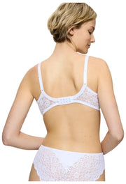 Triumph Amourette ワイヤーパッド入りブラジャー - ホワイト