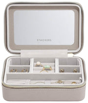 Stackers ラグジュアリー トラベル ジュエリー ボックス - トープ ラフィア