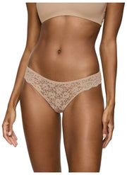 Triumph Amourette Hipster String - スキンベージュ