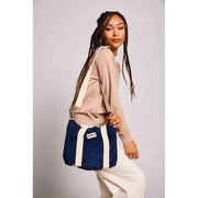 Hindbag Louise スクエア クロスボディ バッグ - ベルベット ネイビー ブルー