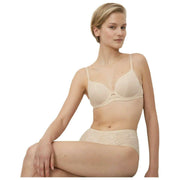 Triumph Amourette チャーム ワイヤーパッド入りブラ - Creamy Dream